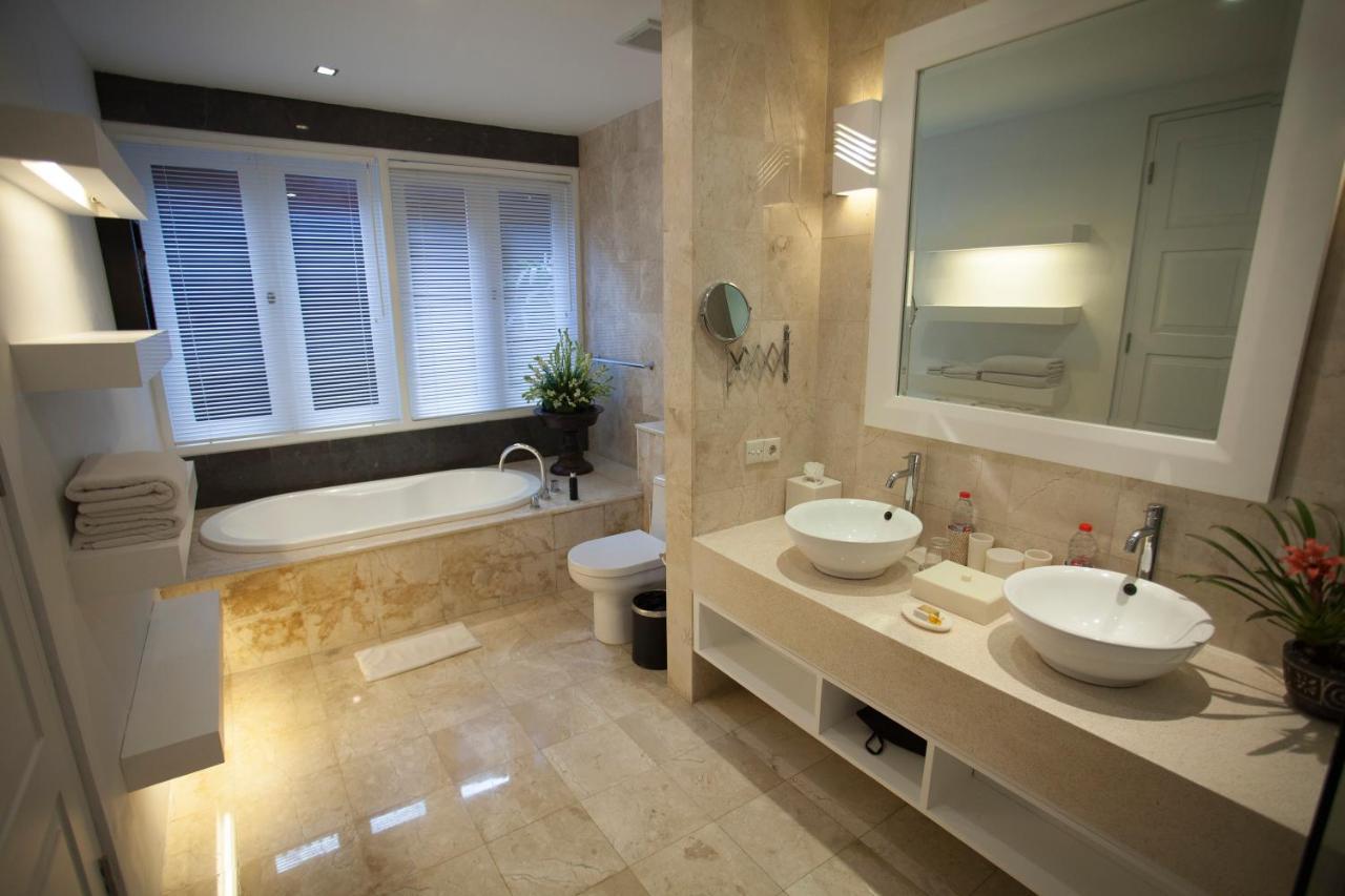 Lakshmi Luxury Villas, Walk To The Beach And Seminyak Shopping Dış mekan fotoğraf
